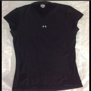 Under Armour black t-shirt - size large